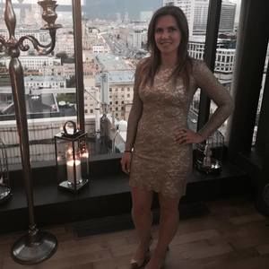 Meet your Posher, Vera